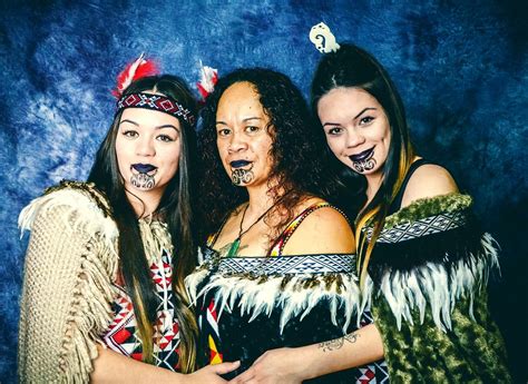 maori polinesiano|maori people in nz.